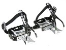 Racebike Wellgo Bicycle Pedals with Retro Toe Clips with...