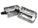Premium Aluminum Bicycle Pedals: Timeless Design Meets Road Safety